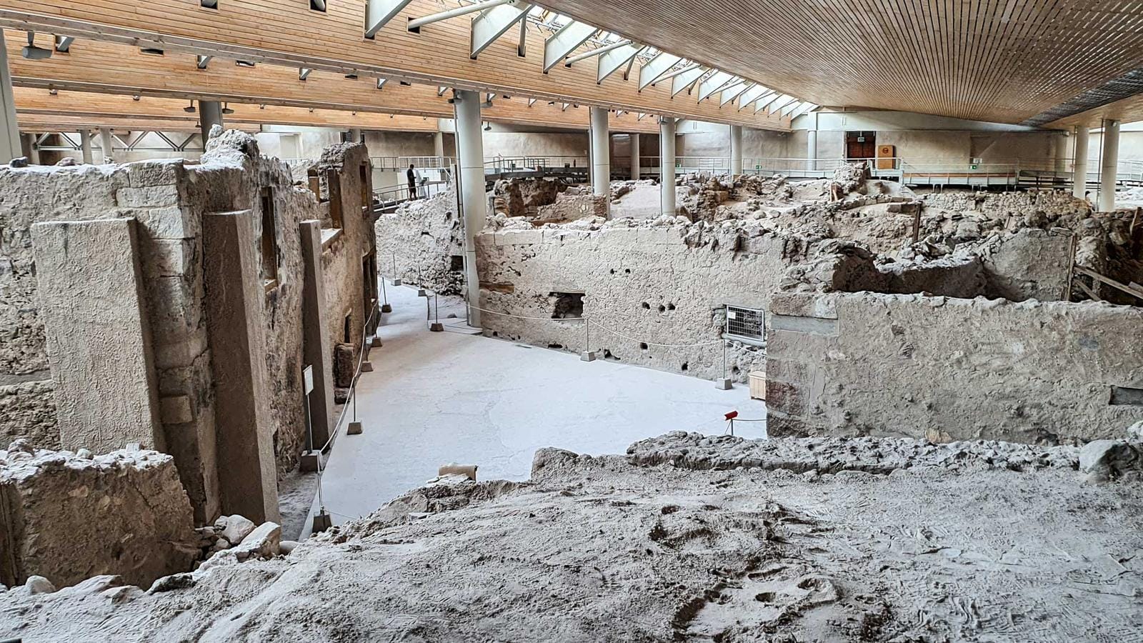 santorini article archeological site akrotiri