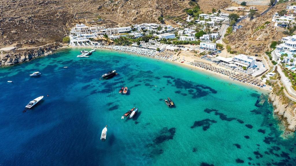 plousconcierge psarou beach mykonos